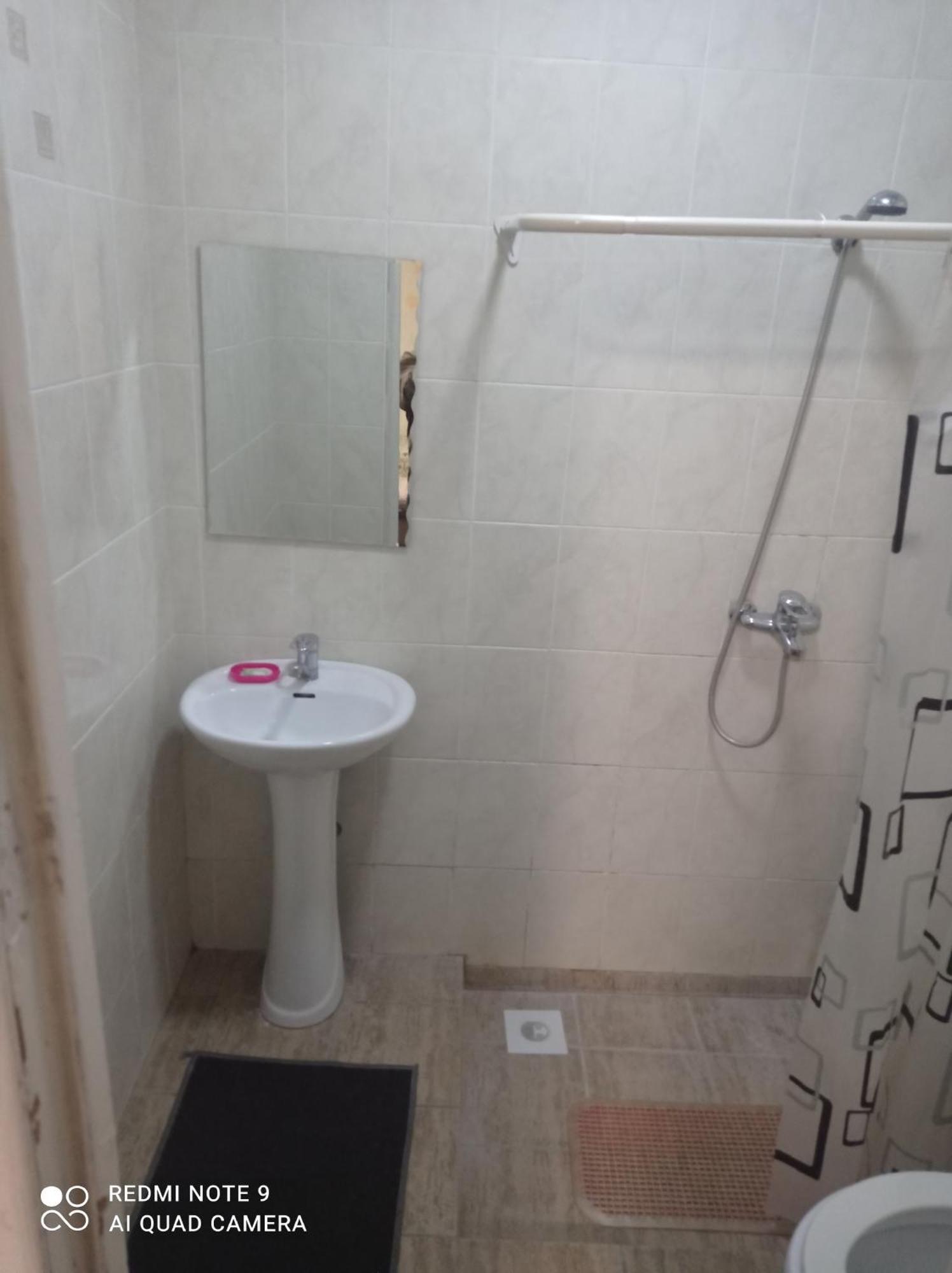 Podsolnukhi Guest House Cholpon-Ata Bagian luar foto